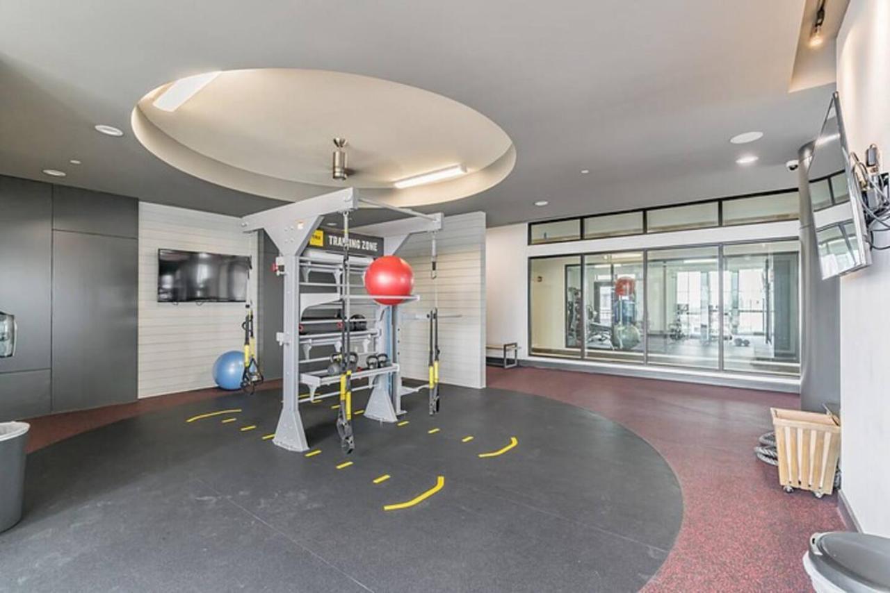 Appartement Spacious Flat + Gym + Pool à Houston Extérieur photo